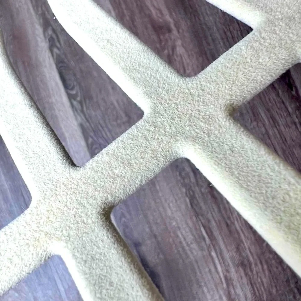 Velvet Accessory Hangers Set of 3 Tan Cream Tiered NWT